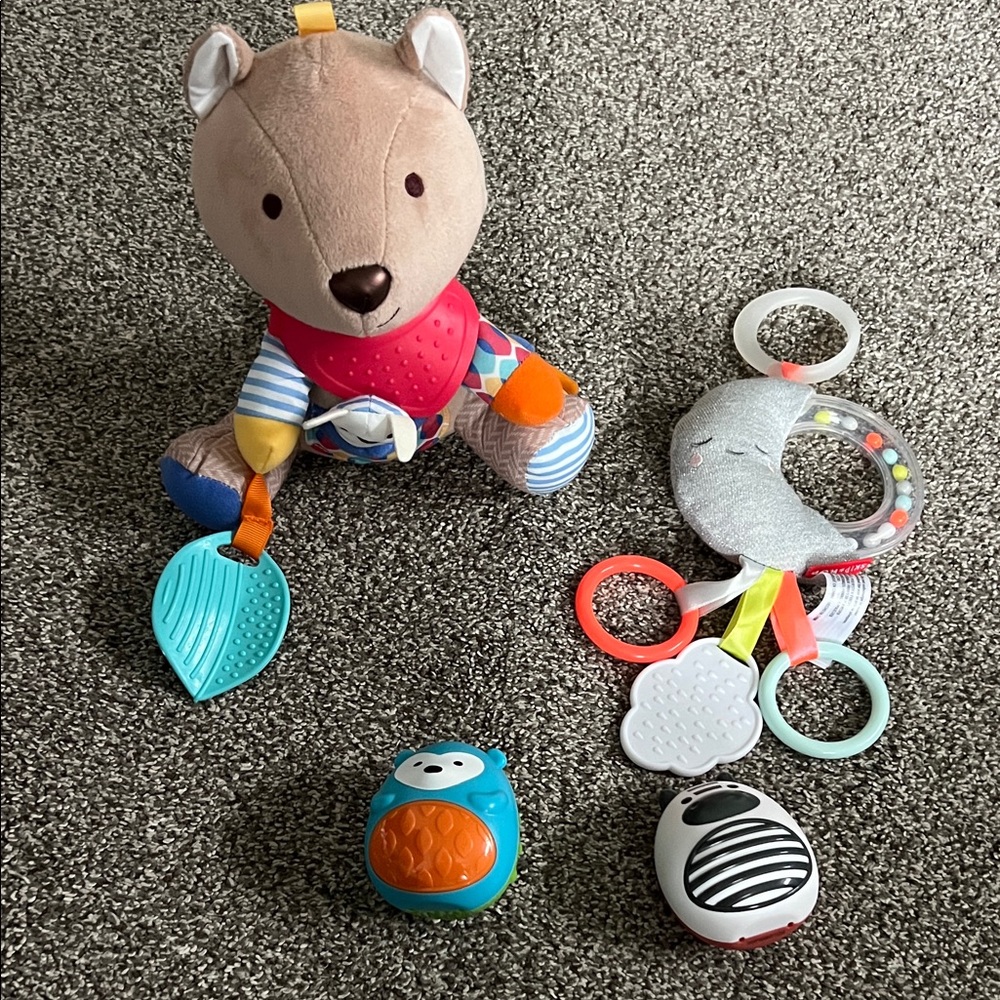 BNWOT SKIPHOP colorful baby toy collection w/rattles, teethers, fun textures